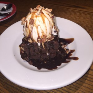 brownie con helado