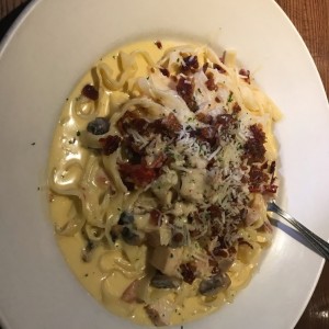 roasted garlic chicken pasta