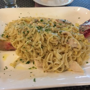 Tagliolini con Robalo en salsa de limon 