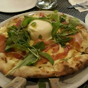 pizza burrata