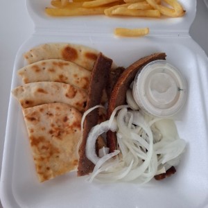 Combo - gyro original + acompañamiento + bebida