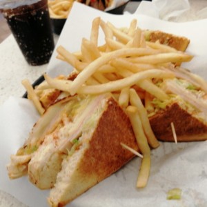 Club sandwich de pavo