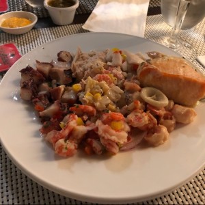 ceviches y salmon 