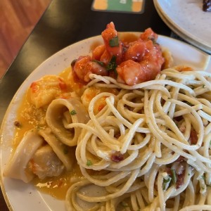 Spaguetti con camarones 