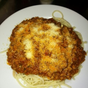espaguetis con carne molida
