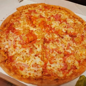 Pizza 16 (Hawaiana)