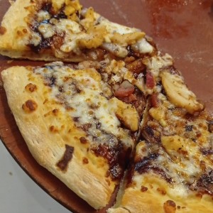 PIZZA CHICKEN BBQ