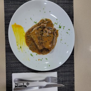 Filete de res a la pimienta