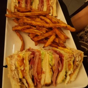 Emparedados - Club sandwich