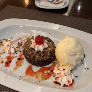 Brownie de Nueces y Helado