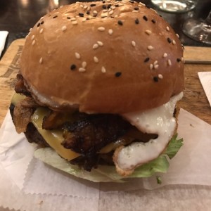 Hamburguesas - La burger Madero