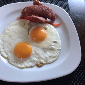 Huevos - Fritos con chorizo