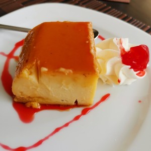 Flan de la casa