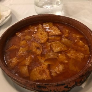 sopa de ajo con pan 