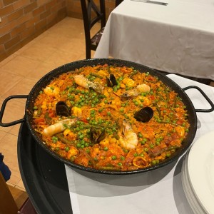 Paella Mixta 