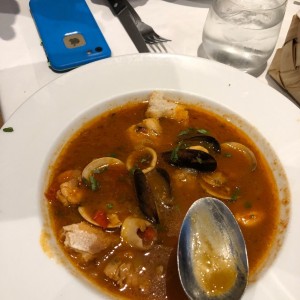 caldo de mariscos