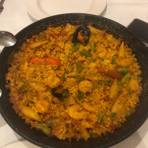 arroz de pollo, cerdo y mariscos ??