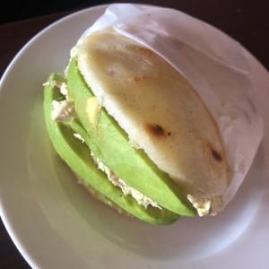 arepa reina pepiada