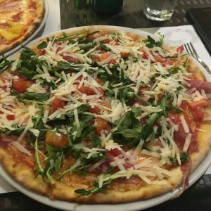 Pizza Mediterranea