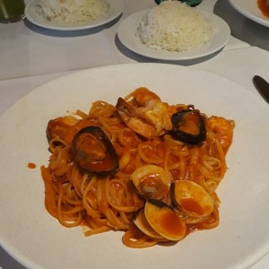 Pasta con Mariscos?