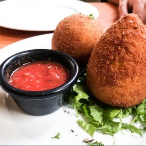 Arancini queso crema y jamon cocido