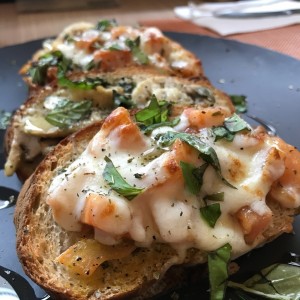 Entradas - Bruschetta Mixta