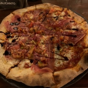 Pizzas Especiales - Dolomiti