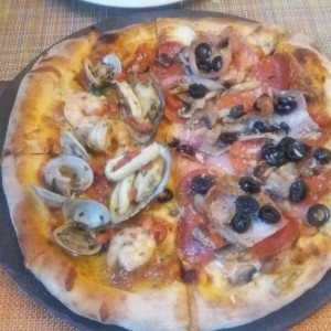 mitad pizza fruti di mare 