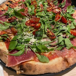 Pizzas Especiales - Dolomiti