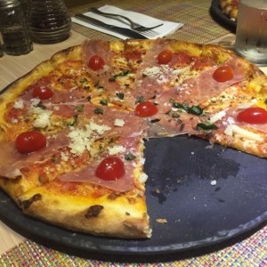 Pizzas Especiales - Dolomiti 14.50$-28$