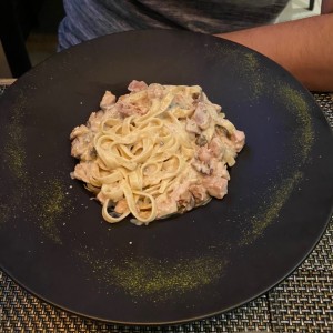 fettuccini strega con polll