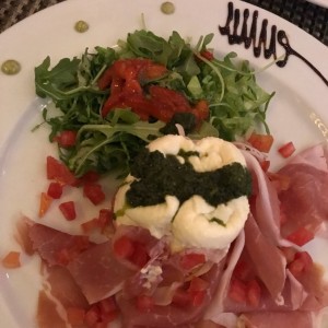 Antipasti - Burrata Especial