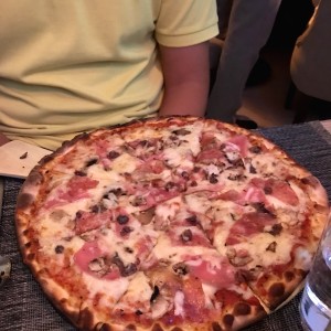 Pizzas - Quattro Formaggi