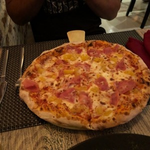 pizza hawaiana