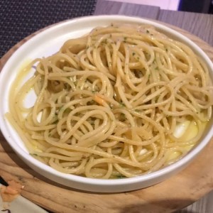 spagheti al oleo