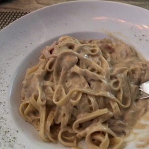 Fettuccine a la Strega