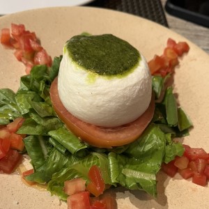 ENTRADAS - Burrata Especial