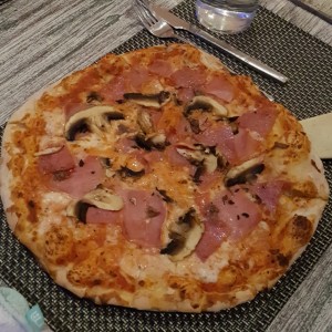 pizza Capriciosa