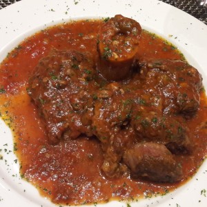 Ossobuco de Res con Linguini a la Crema