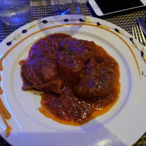 Ossobuco de Res con Linguini a la Crema