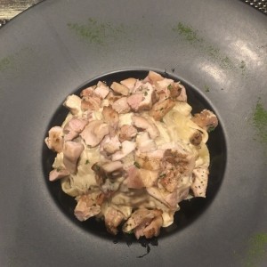 fettucini strega con pollo