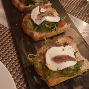 Antipasti - Bruschetta Strega