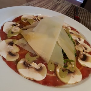 Antipasti - Carpaccio di Manzo