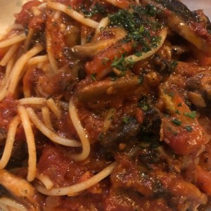 soaghetti sin glutten arrabiata con hongos