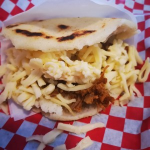 Arepas Tradicionales - Pelua