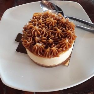 Cheesecake con dulce de leche