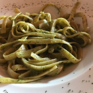 Fetuccini Pesto