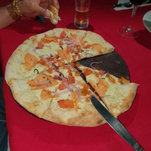 Pizza con Salmon