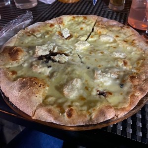 Pizza Cuatro Formaggi