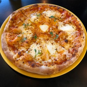 Pizzas - Spicy caprese